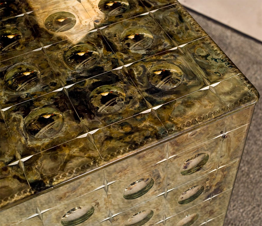 Pair of silver mirrored glass cubes on casters. Mid-Century mirrored three-dimensional glass cube coffee or end tables on casters. These appear to be gold however, the color is more silver mirror like. Can be formed to make a rectangular or square