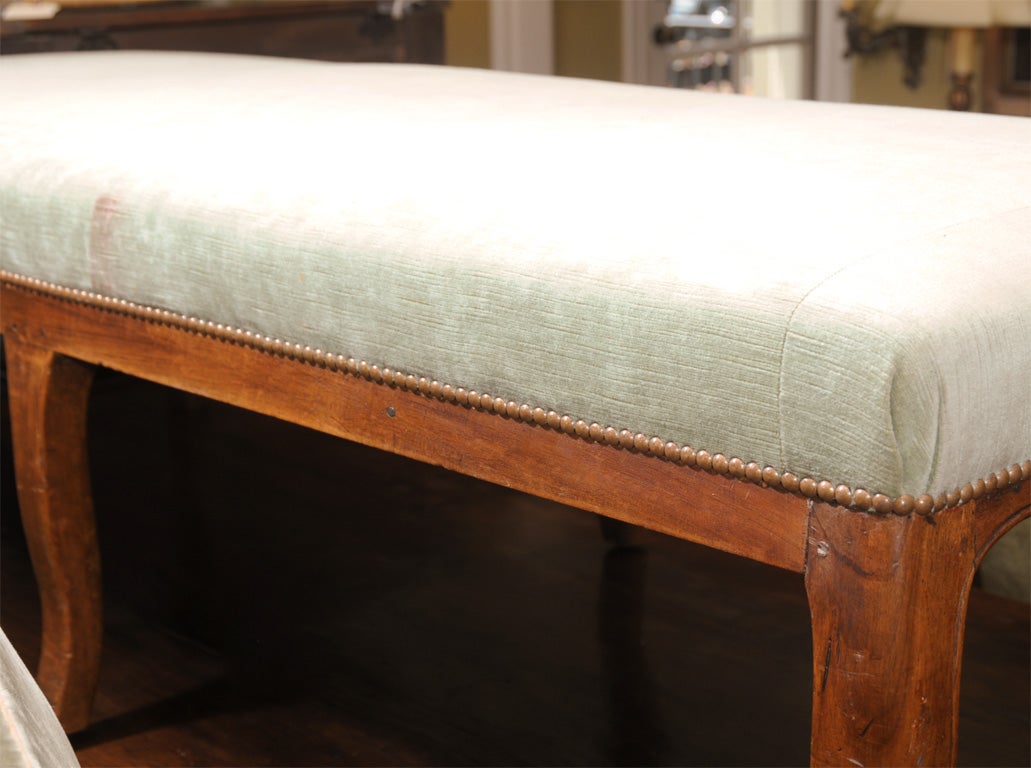 18th Century French Louis XV Large Scale Walnut Bench 4