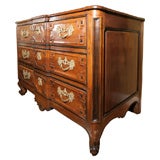 18TH CENTURY FRENCH LOUIS XIV WALNUT COMMODE
