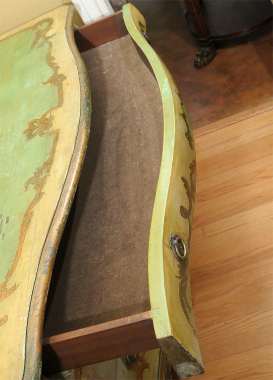 19th Century Venetian Painted Commode In Good Condition In Houston, TX