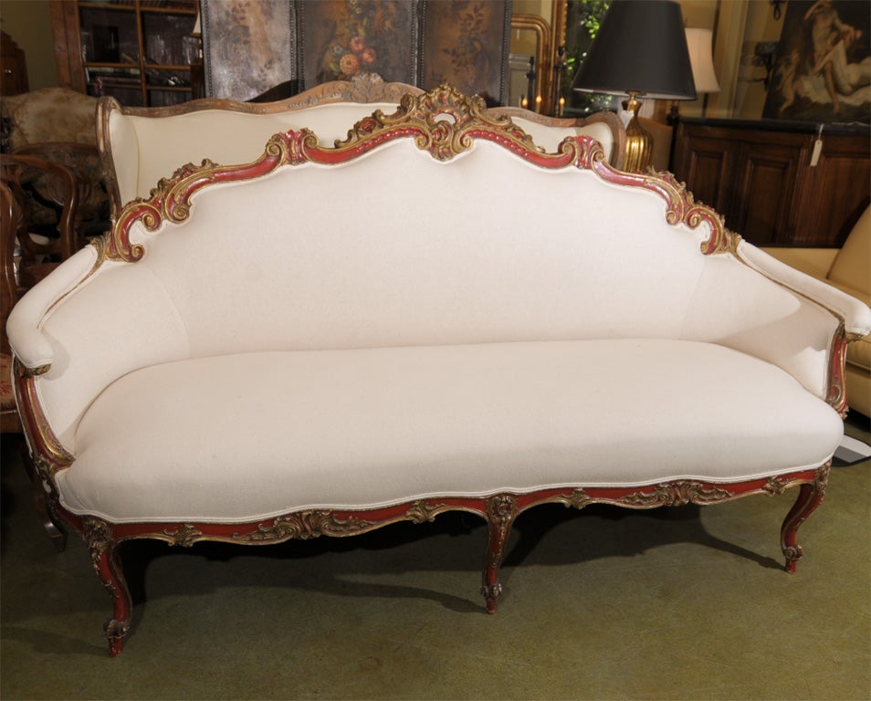 Rococo 19th Century Venetian Red And Gilt Wood Canape