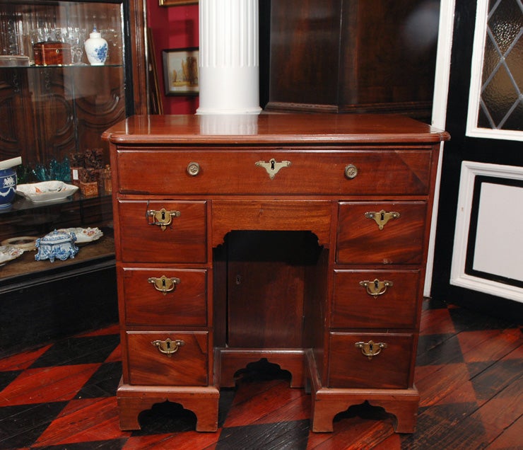 Kneehole Desk