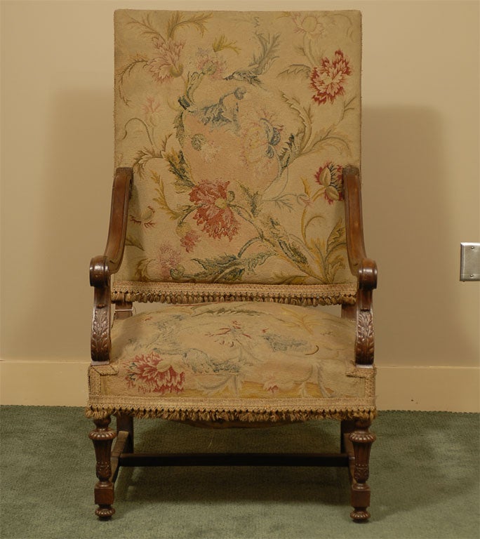 French Louis 14 style big chair 2