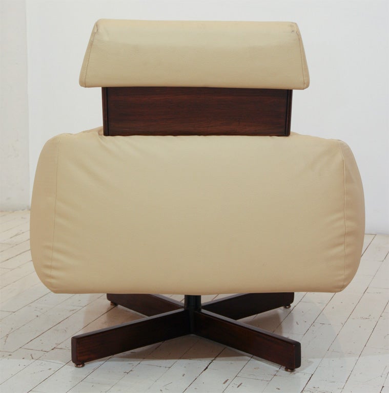 Mid-20th Century Armchair with Adjustable Headrest by Percival Lafer