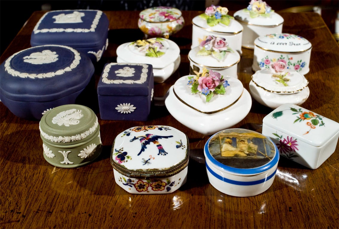 French and English Miniature box collection For Sale 2