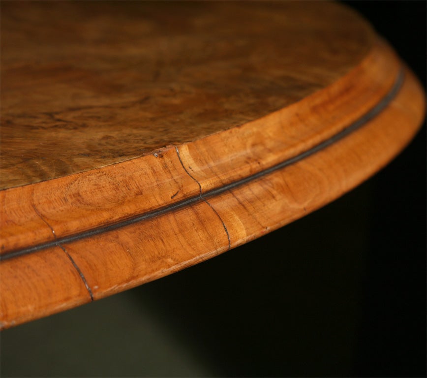 A mid-19th century English tilt - top Walnut Loo Table For Sale 5