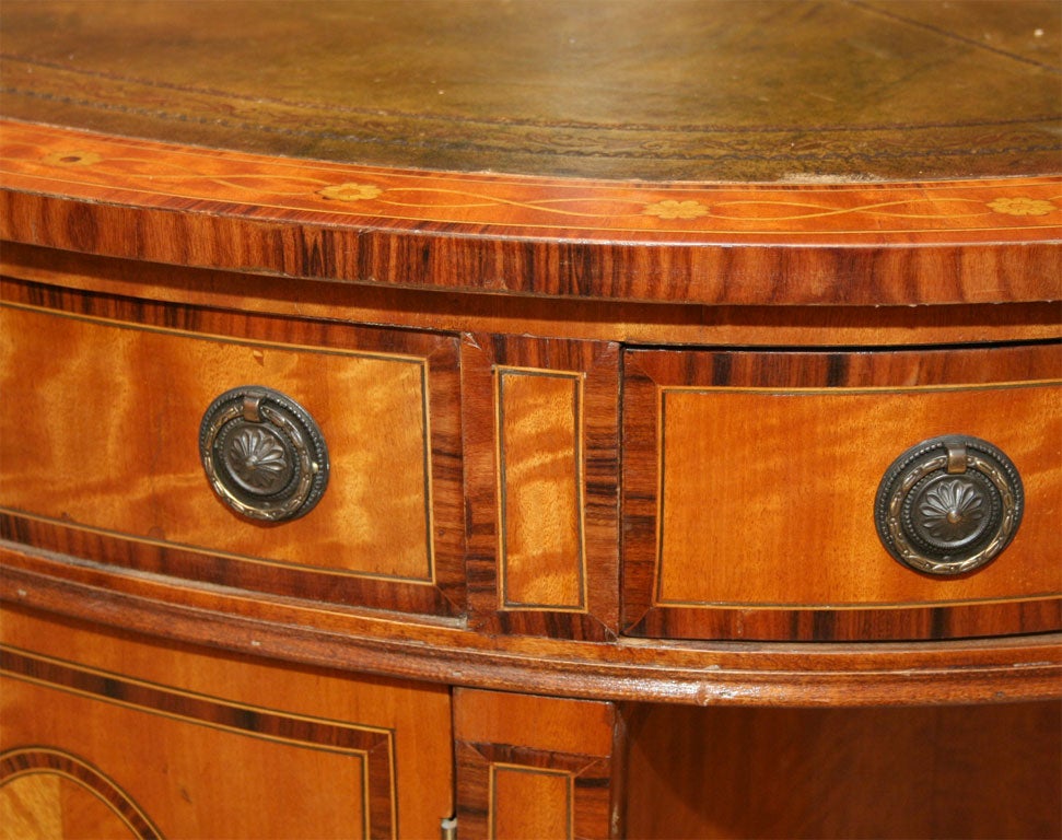 George III Satinwood Oval Inlaid Leather Top Partners Desk 3