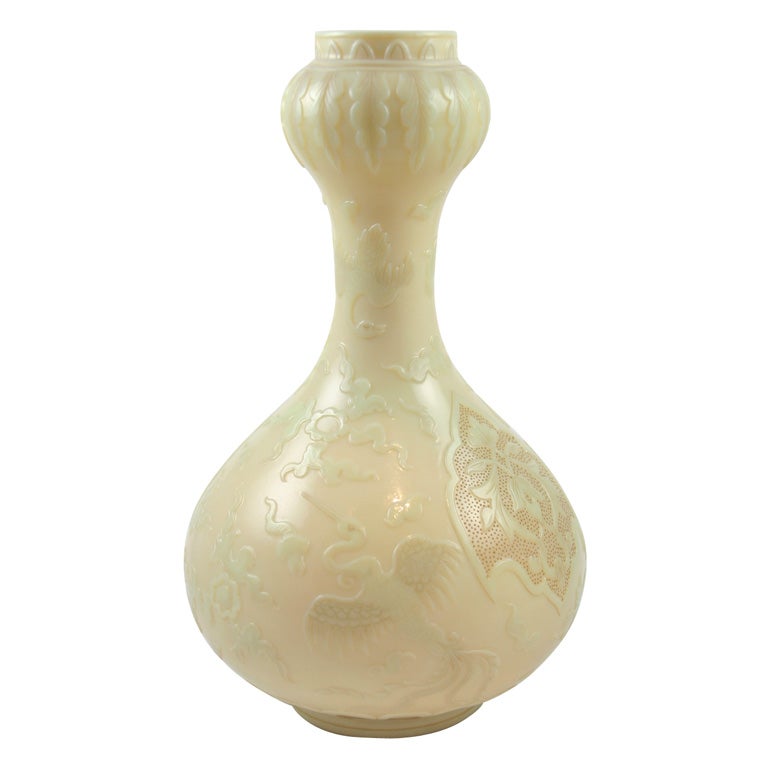 Thomas Webb & Sons "Ivory" Cameo Glass Vase For Sale