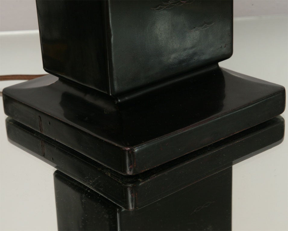 Pair of 50's Black Lacquer & Mother-of-Pearl Lamps 5