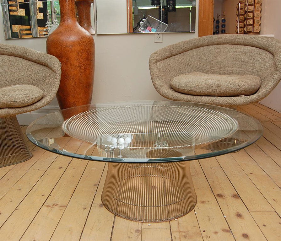 ROUND PLATNER COFFEE TABLE FROM THE STABLE OF KNOLLS FAMED DESIGNERS.