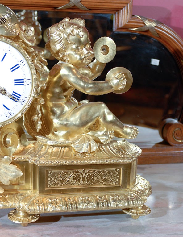 Figural Clock In Excellent Condition For Sale In Atlanta, GA