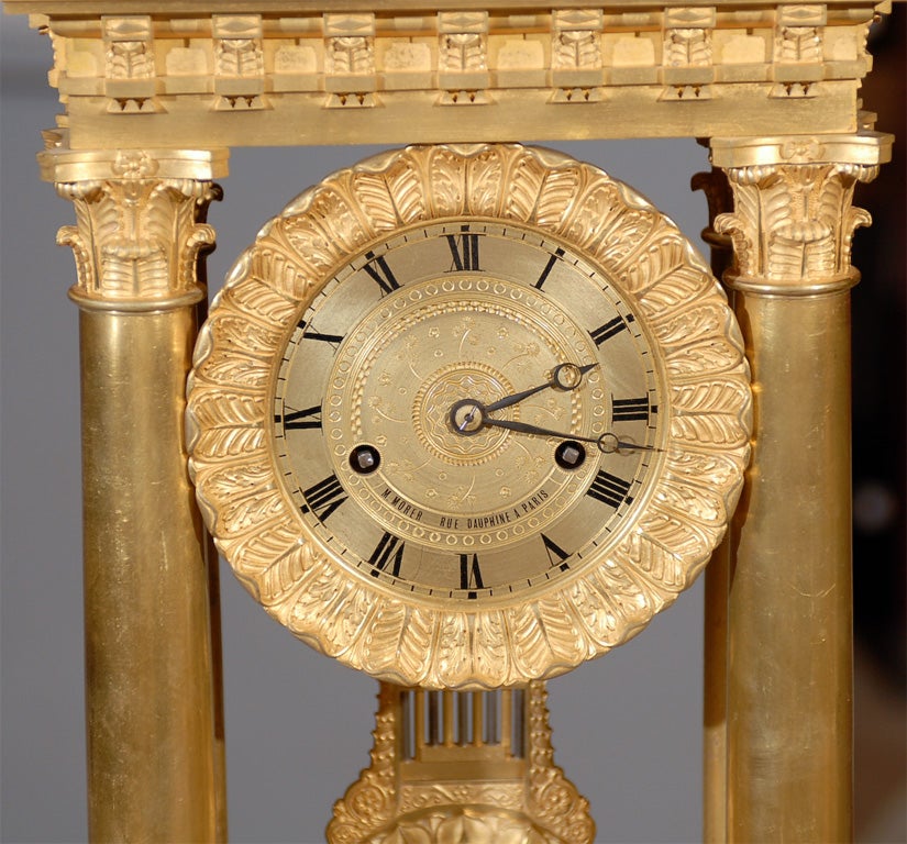 Portico clock In Good Condition For Sale In Atlanta, GA