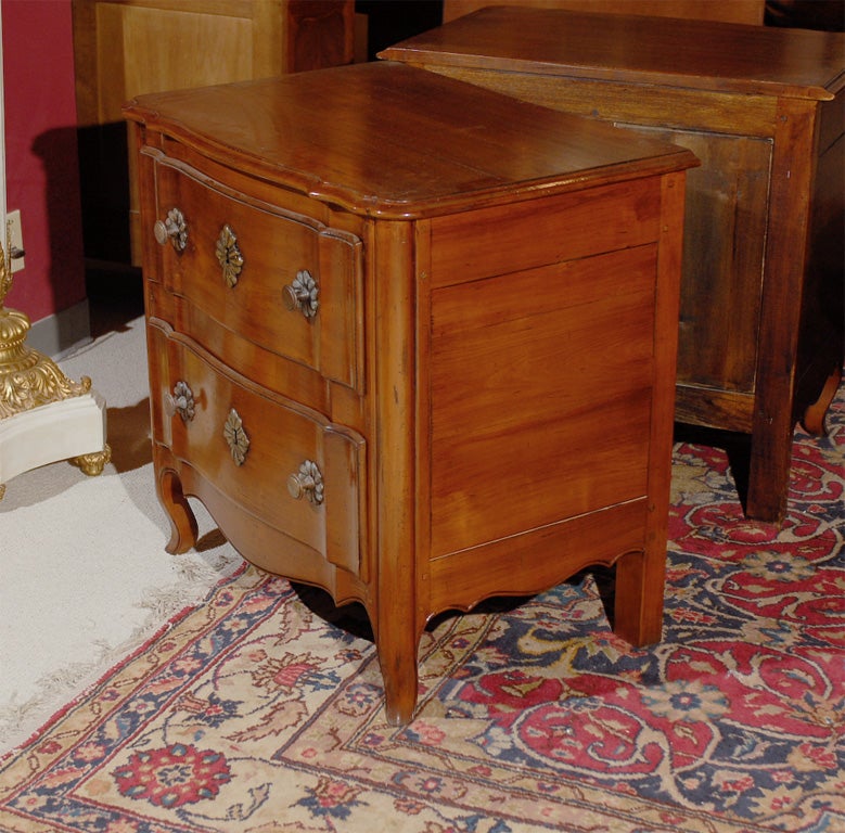 French Provincial chest For Sale 3