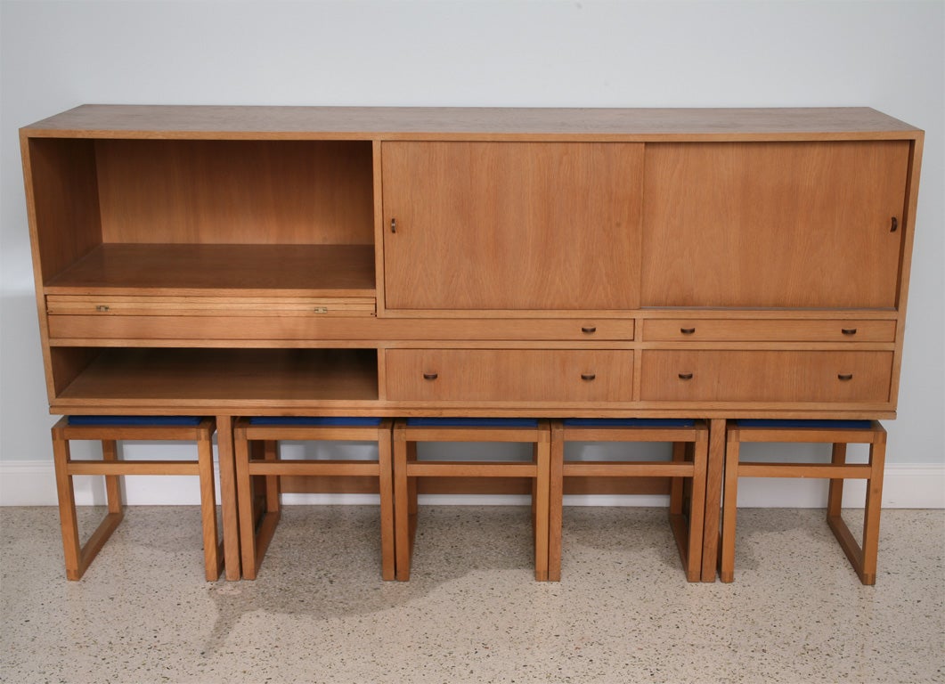 A Borge Mogensen Metamorphic Sideboard/Table/Benches, Denmark 4