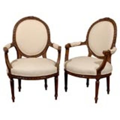 Pair of 19th Century French Louis XV Walnut Fauteuil Chairs 11