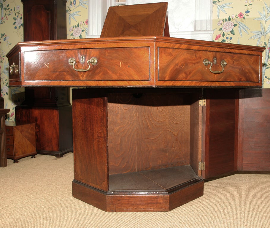 Rare Chippendale period rent table, c. 176( 3