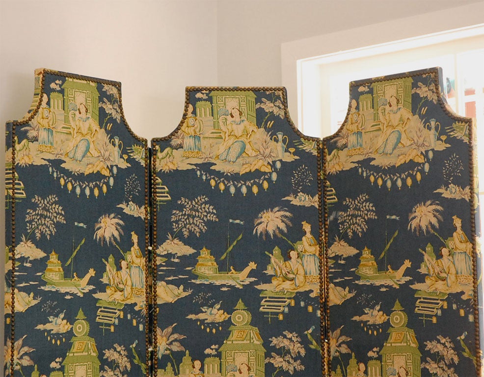 An Upholstered Chinoiserie Screen In Excellent Condition For Sale In West Hollywood, CA