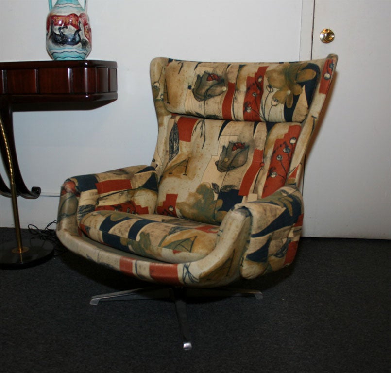 PR OF 60'S SWIVEL CHAIRS.