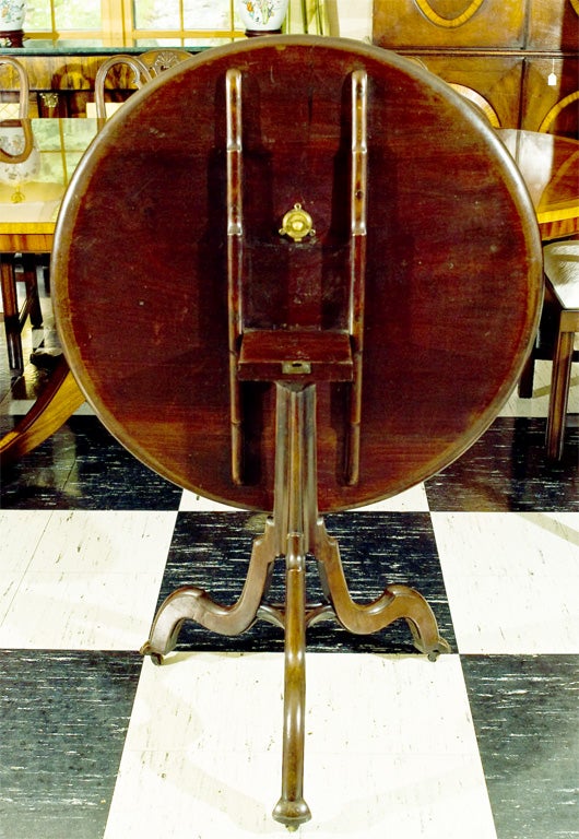 British Mahogany Tilt-Top Table