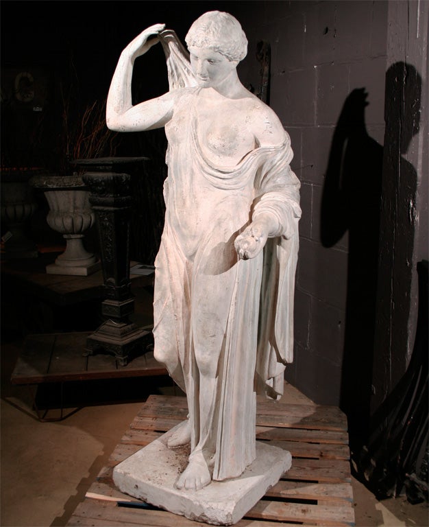 Life size statue of the Venus Genitrix