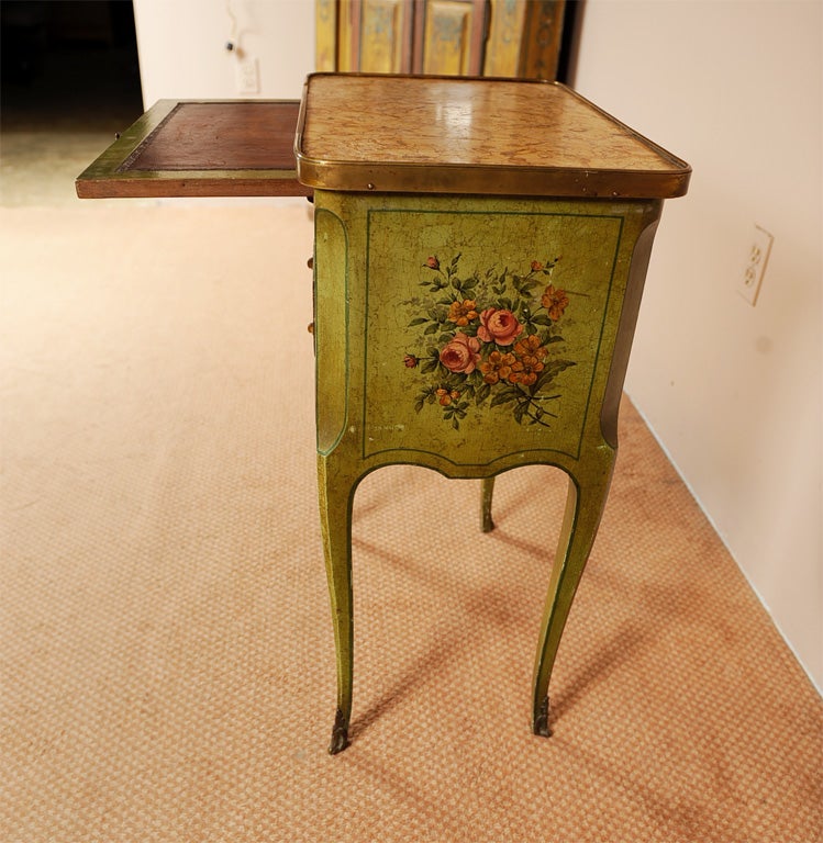 Louis XV style tiny painted commode 1