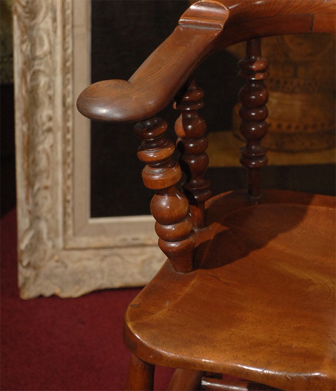 Oak Large English Bow-back Windsor Chair