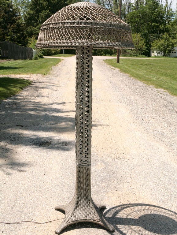 Eiffel Tower Wicker Floor Lamp