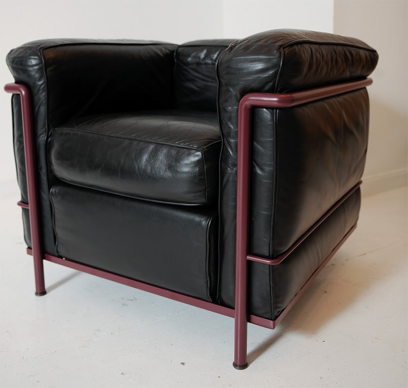 Mid-20th Century Pair of Le Corbusier LC2 Petit club chairs by Thonet