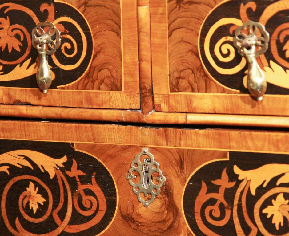 Rare William and Mary Marquetry Chest In Excellent Condition In Westwood, NJ