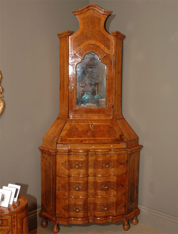 An Elegant Venetian Burled Walnut Corner Secretaire