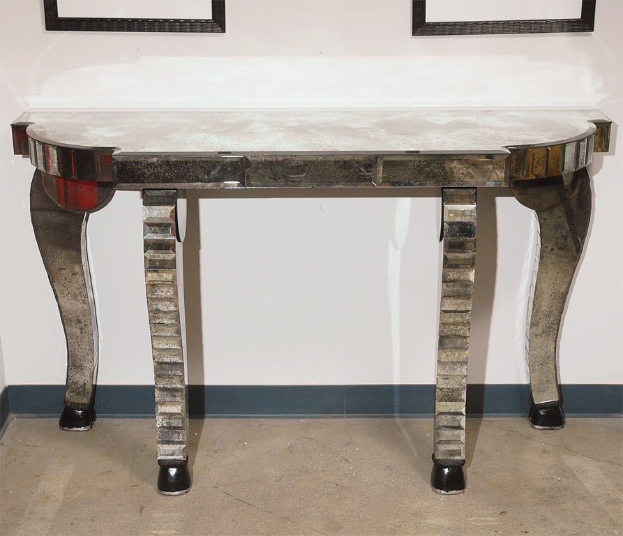 Sconosciuto Console a quattro gambe con specchio in vendita