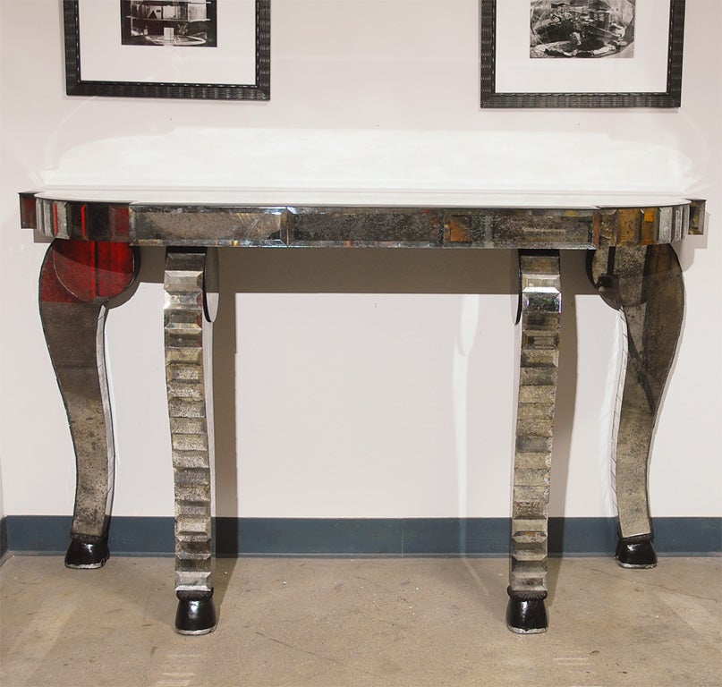 Console a quattro gambe con specchio in vendita 2