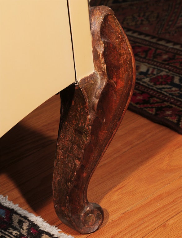 Metà XX secolo Credenza o commode laccata Art Déco francese, attribuita a Maison Jansen in vendita