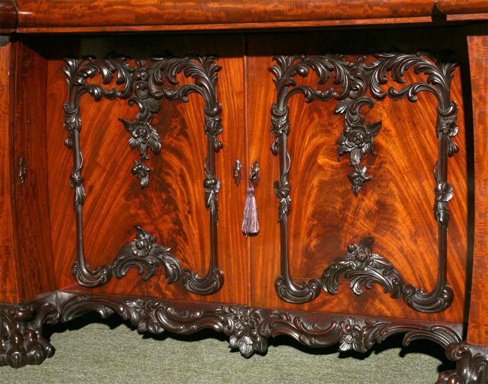 A very rare and important English sideboard. For Sale 4