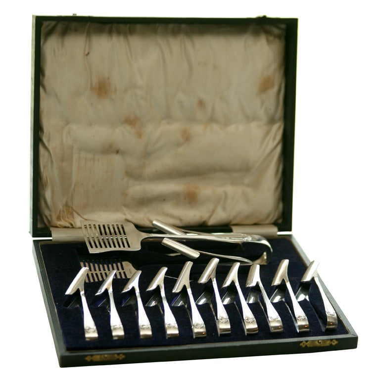 Silver Plate Fitted Boxed Set of Asparagus Server and Holders