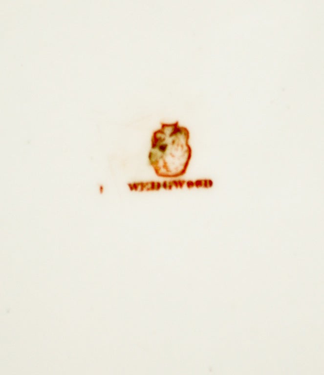 Paar signierte Allen Wedgwood handbemalte Porzellanplaketten von Kindern (Ästhetizismus) im Angebot