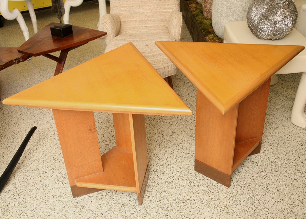 Frank Lloyd Wright tables from the Price Tower in<br />
Bartlesville,Oklahoma. Mahogany & Copper<br />
36.5