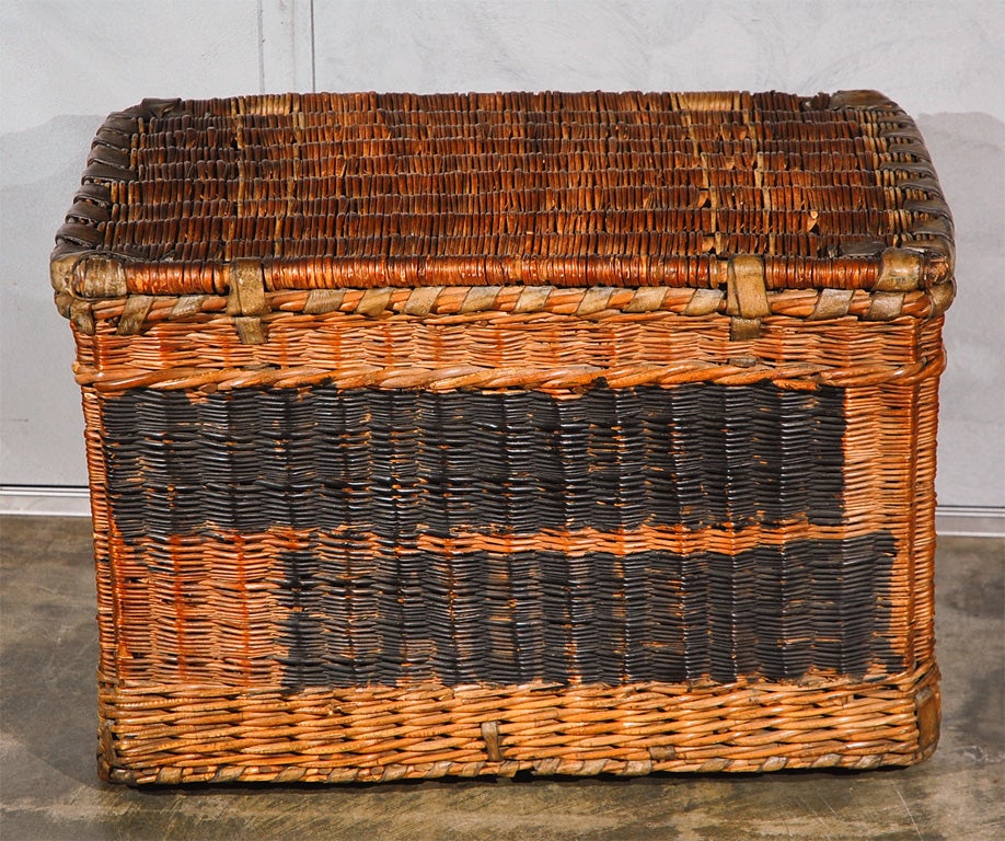 Wicker Trunk or Basket with Lid 1