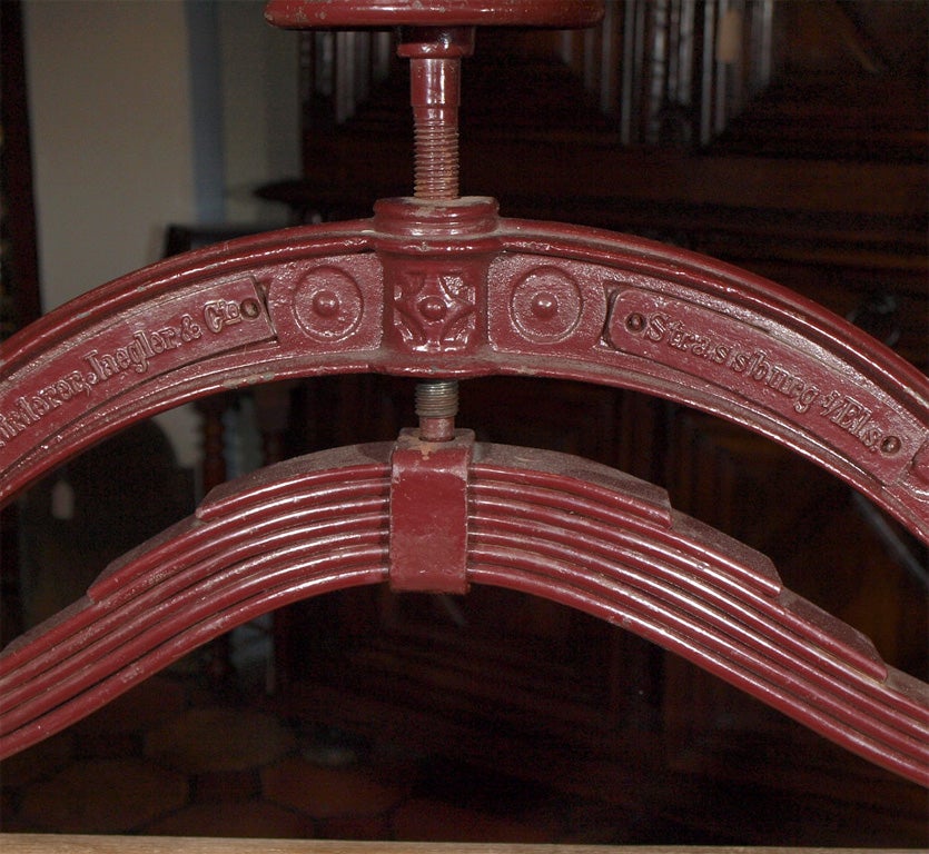Art Nouveau Cast Iron Mangle For Sale 1