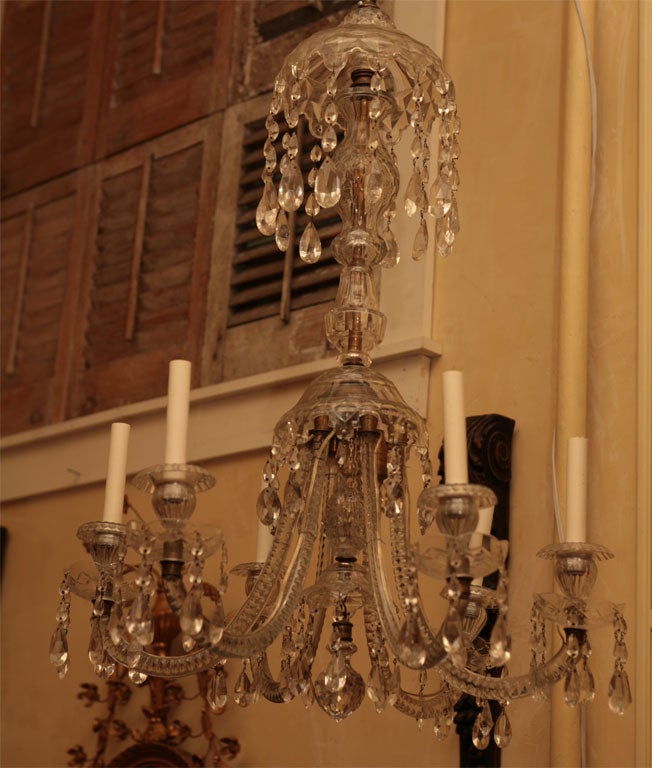 Georgiano Lampadario di cristallo a sei luci Georgian in vendita
