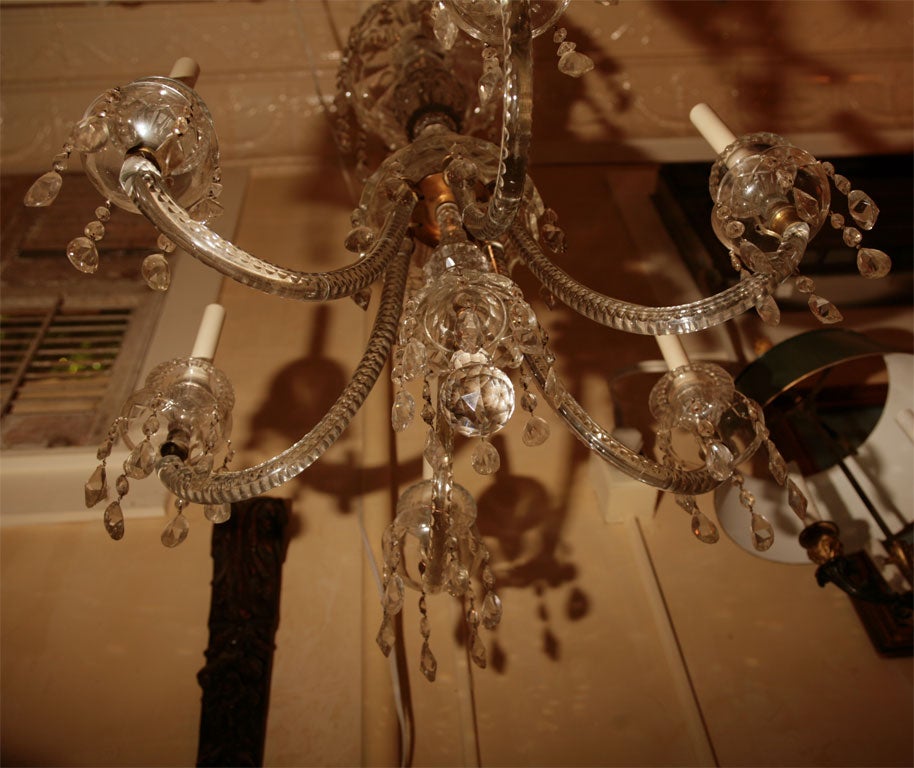 Inglese Lampadario di cristallo a sei luci Georgian in vendita
