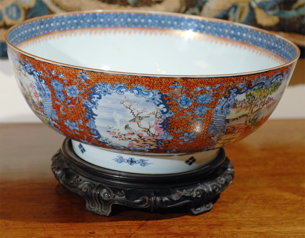 Porcelain Large Chinese Export Punch Bowl, Painted & Gilt Decoration in Mandarin Palette For Sale