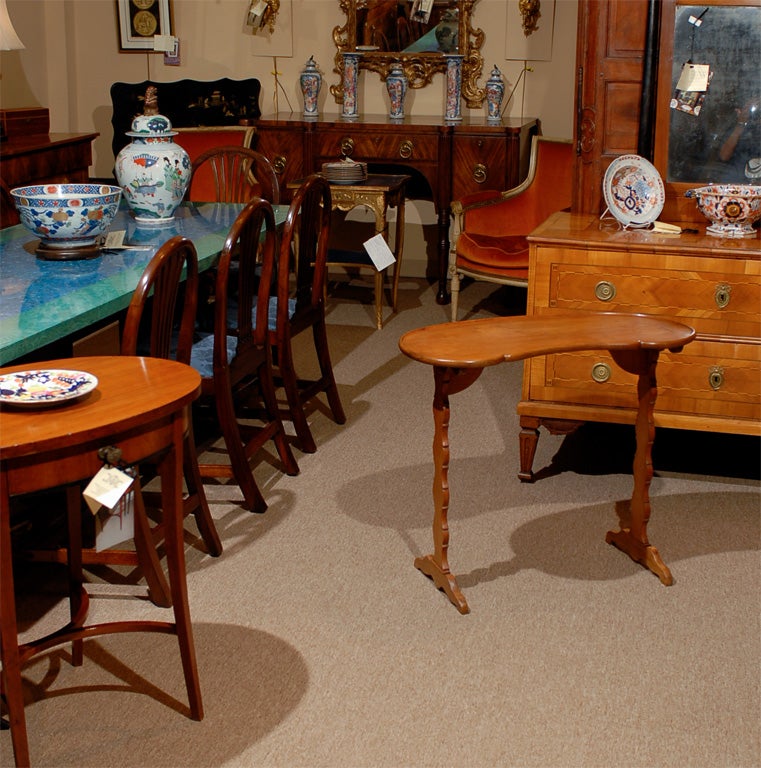 A French kidney-shaped work table in fruitwood, dating from the 19th century.<br />
<br />
For many more fine antiques, please visit our online galleries at: www.williamwordantiques.com<br />
<br />
William Word Fine Antiques: Atlanta's source