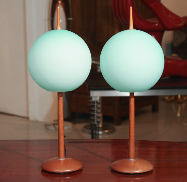 Gorgeous Pair of Italian Table Lamps For Sale 2