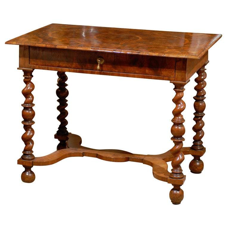 WILLIAM 
MARY OYSTER VENEER SIDE TABLE, C. 1700