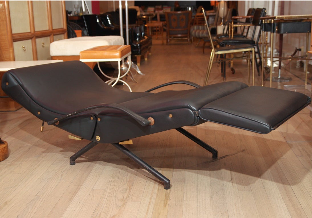Osvaldo Borsani P40 Lounge Chair for Tecno For Sale 3