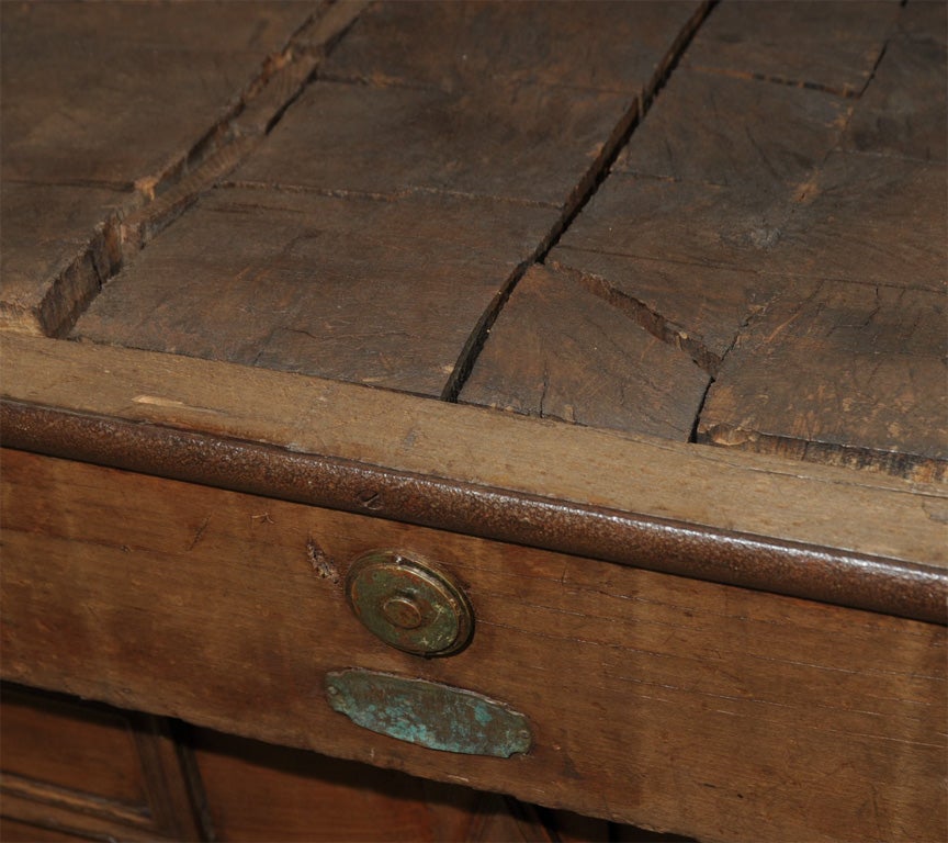 19th c French Butchers Work Table with Pr Iron Bulls Heads 4
