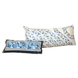 set of e oriental silk pillows