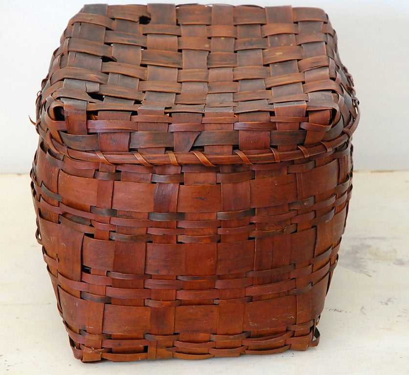 19TH C. MAINE INDIAN POTATO STAMP BASKET WITH LID 1