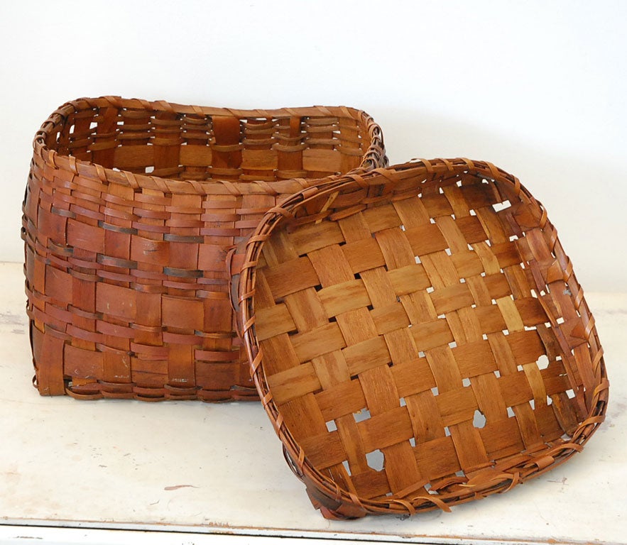 19TH C. MAINE INDIAN POTATO STAMP BASKET WITH LID 2